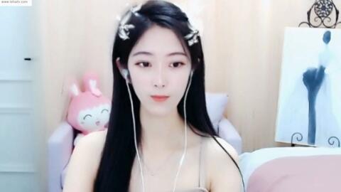 萌妹子脱内衣视频,内衣脱下那一刻的惊艳瞬间